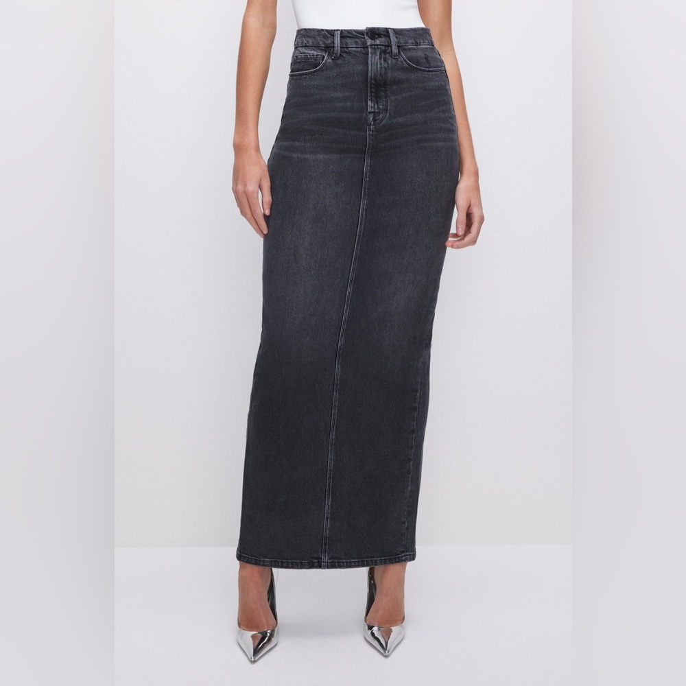 GOOD AMERICAN Tube Maxi Skirt in Black281